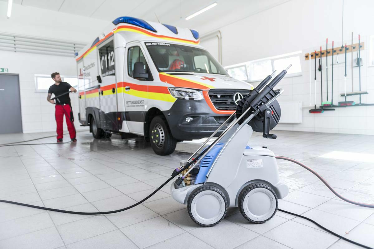 Quadro 899 TST