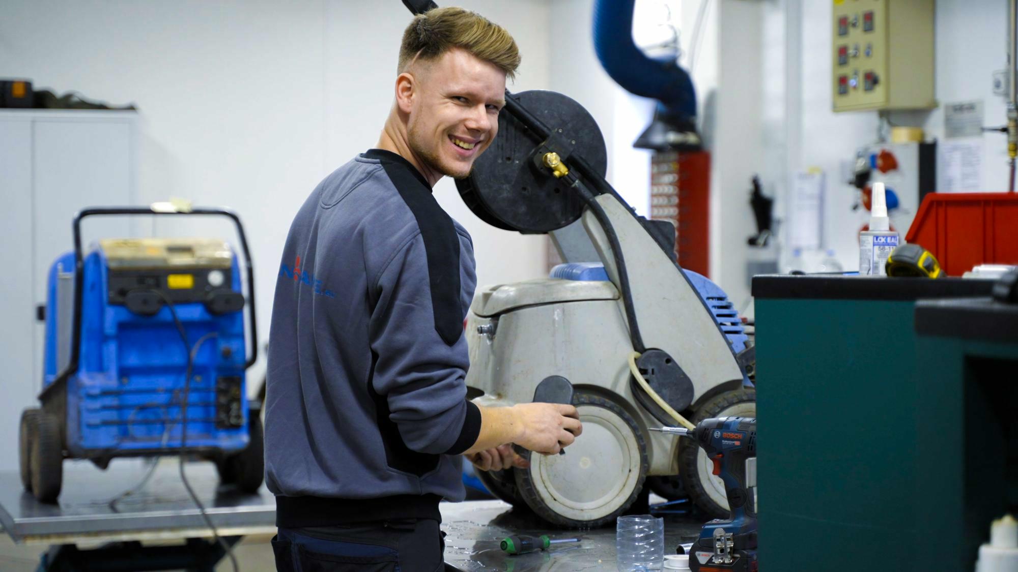 Herstelling reinigingsmachine bij Van Damme